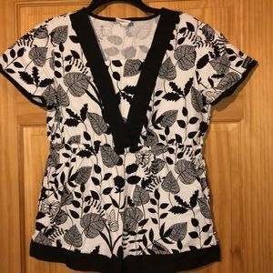 Black and white scrub top